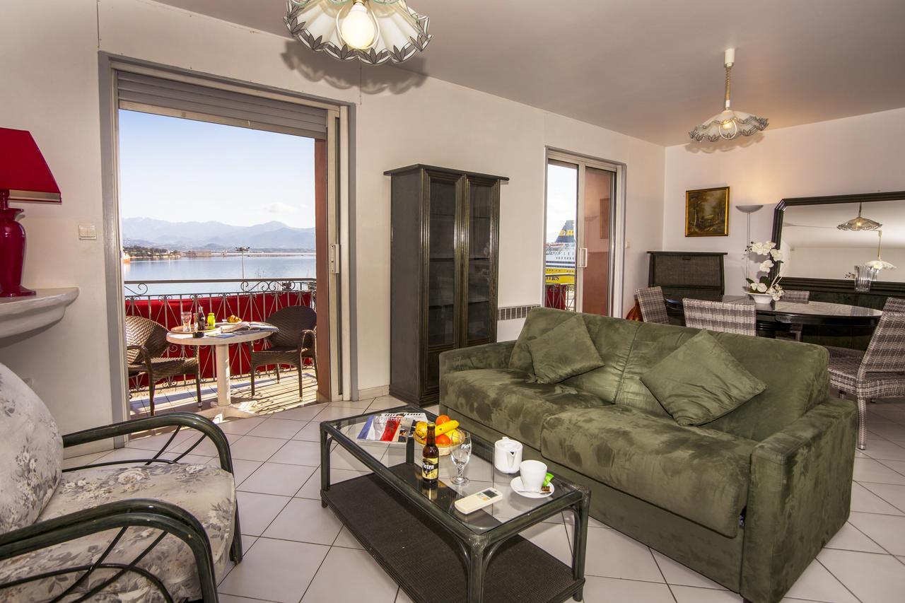 Hotel Le Dauphin Ajaccio  Exteriör bild